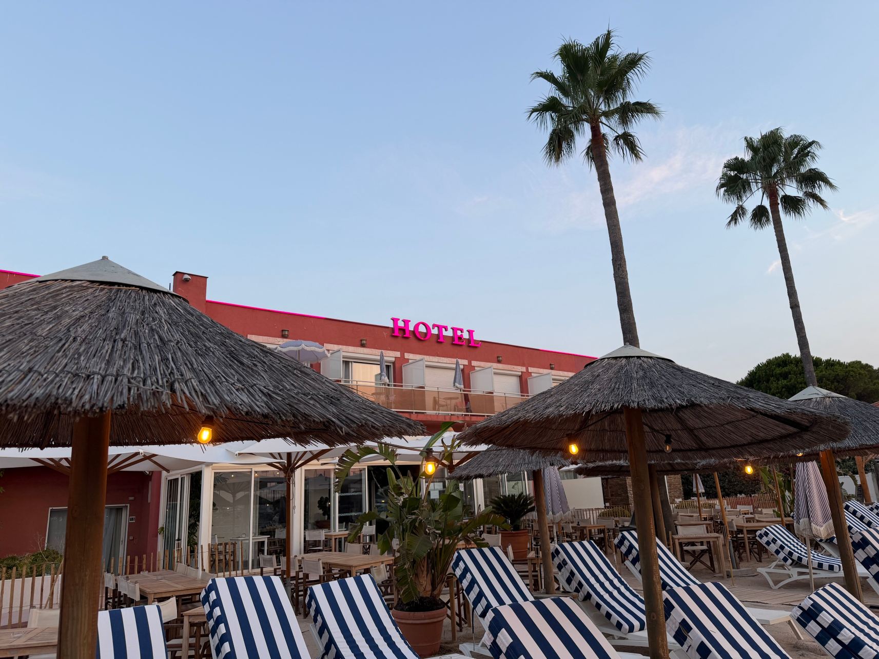 彭迪艾尔酒店-旅行者