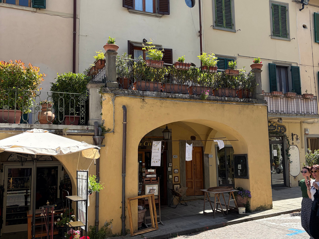 Piazza Matteotti-格雷韦伊恩基亚恩蒂必去景点