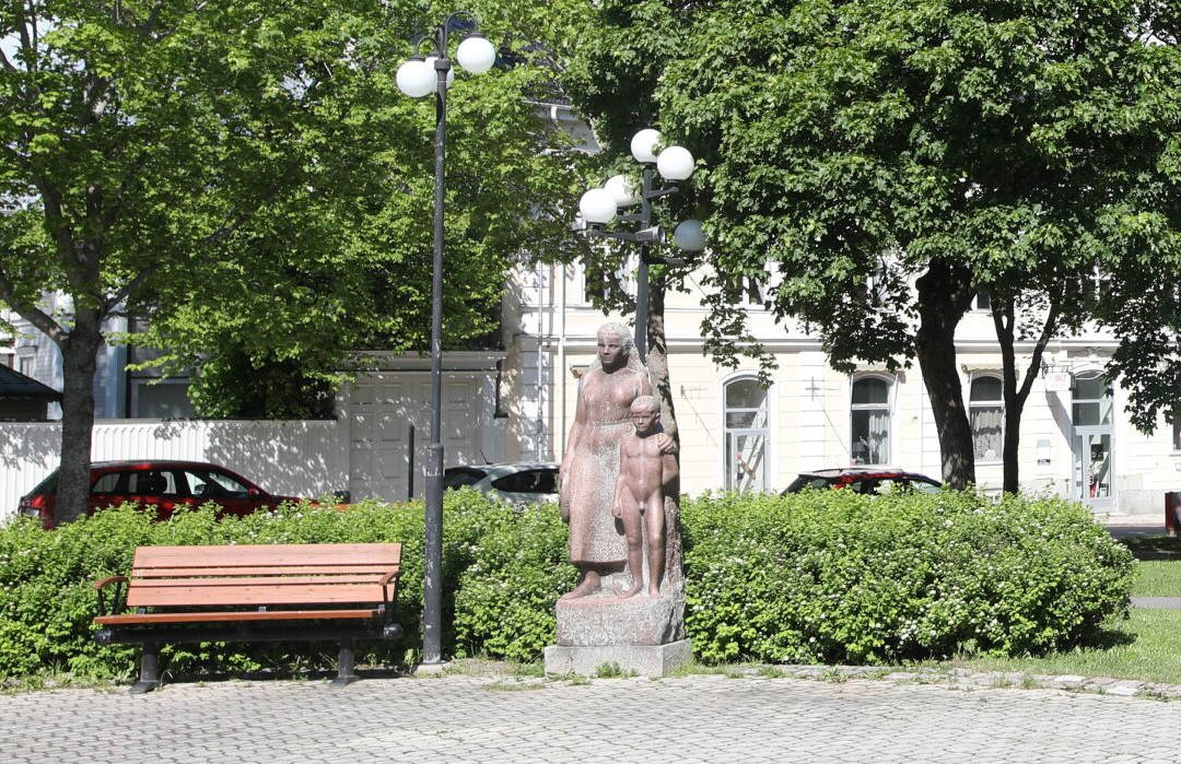 Statue Fiskarflickan (Statue de la Fille du pêcheur)-Hudiksvall必去景点