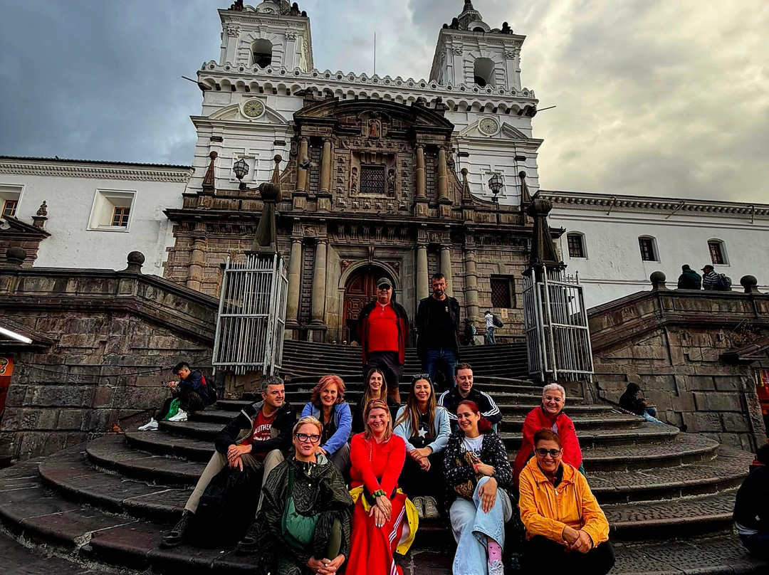 Touring Ecuador-基多必去景点