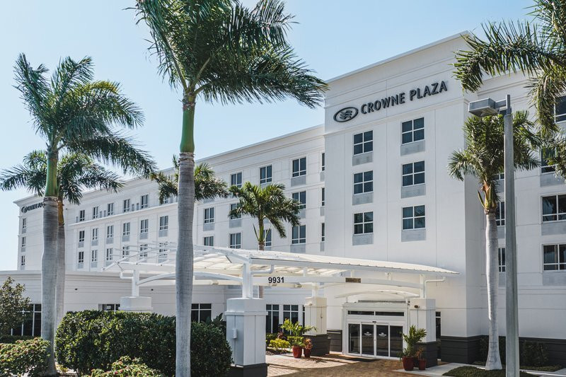 迈尔斯堡酒店住宿-Crowne Plaza Ft. Myers Gulf Coast By Ihg