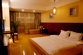 艾维克酒店主图