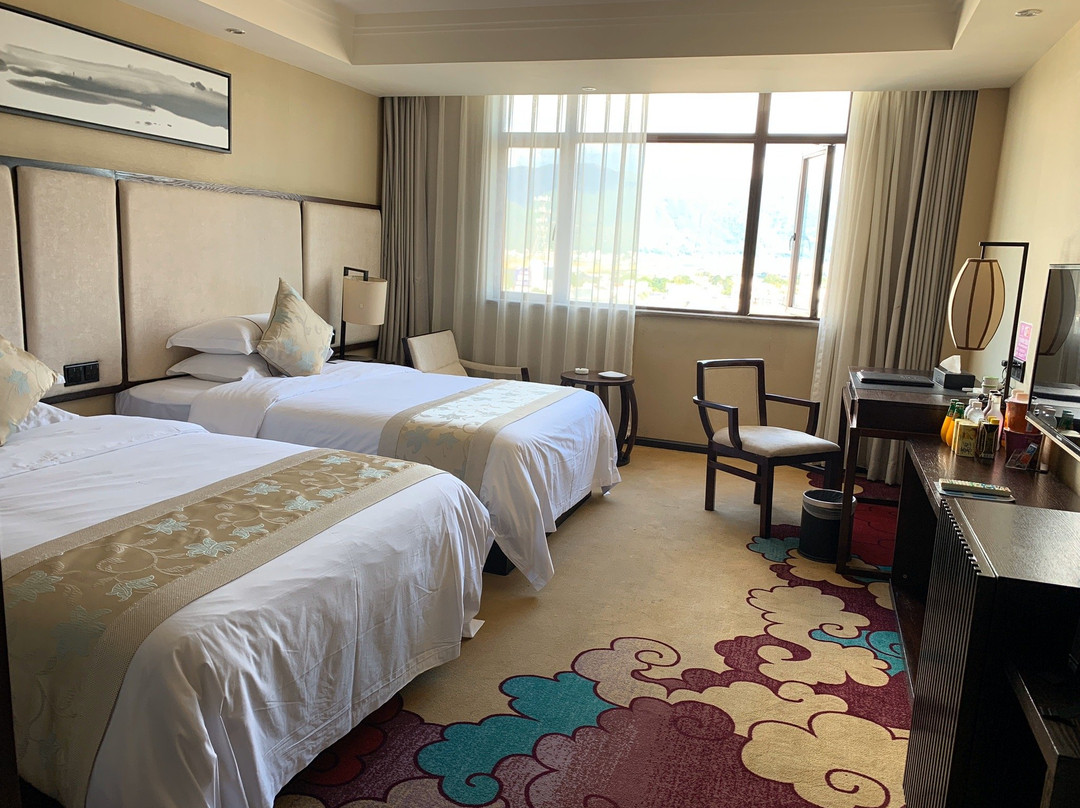 东方轩逸假日酒店