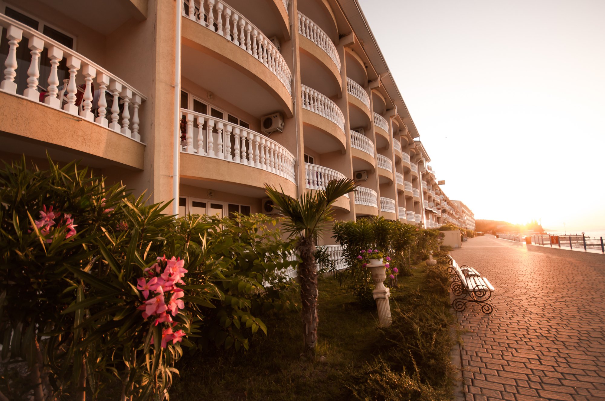 Ellada Hotel-官方