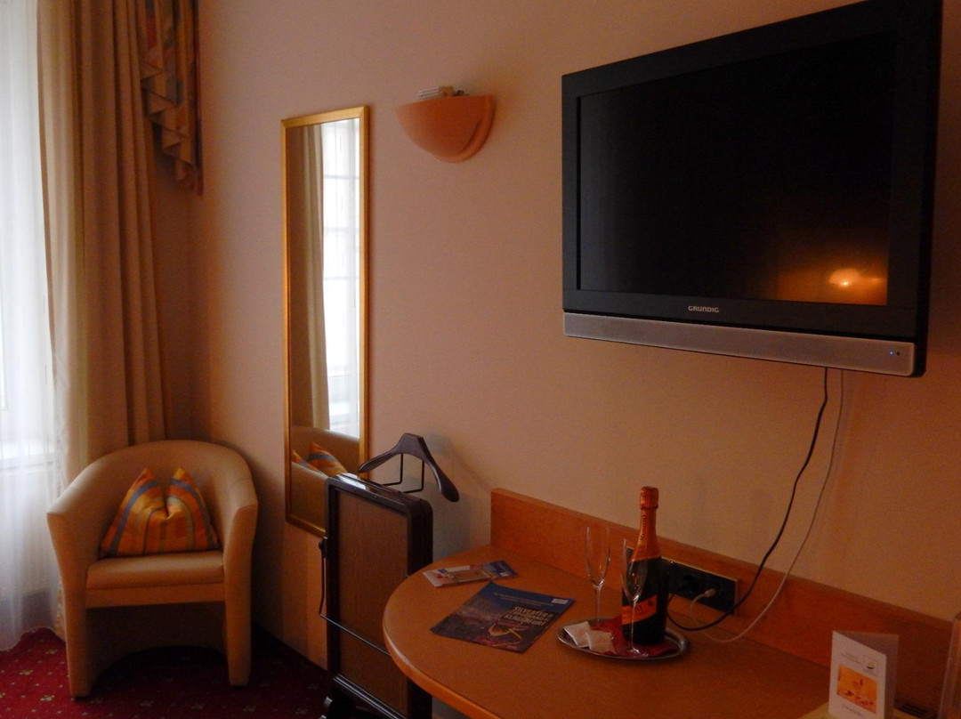 Hotel Goldener Brunnen