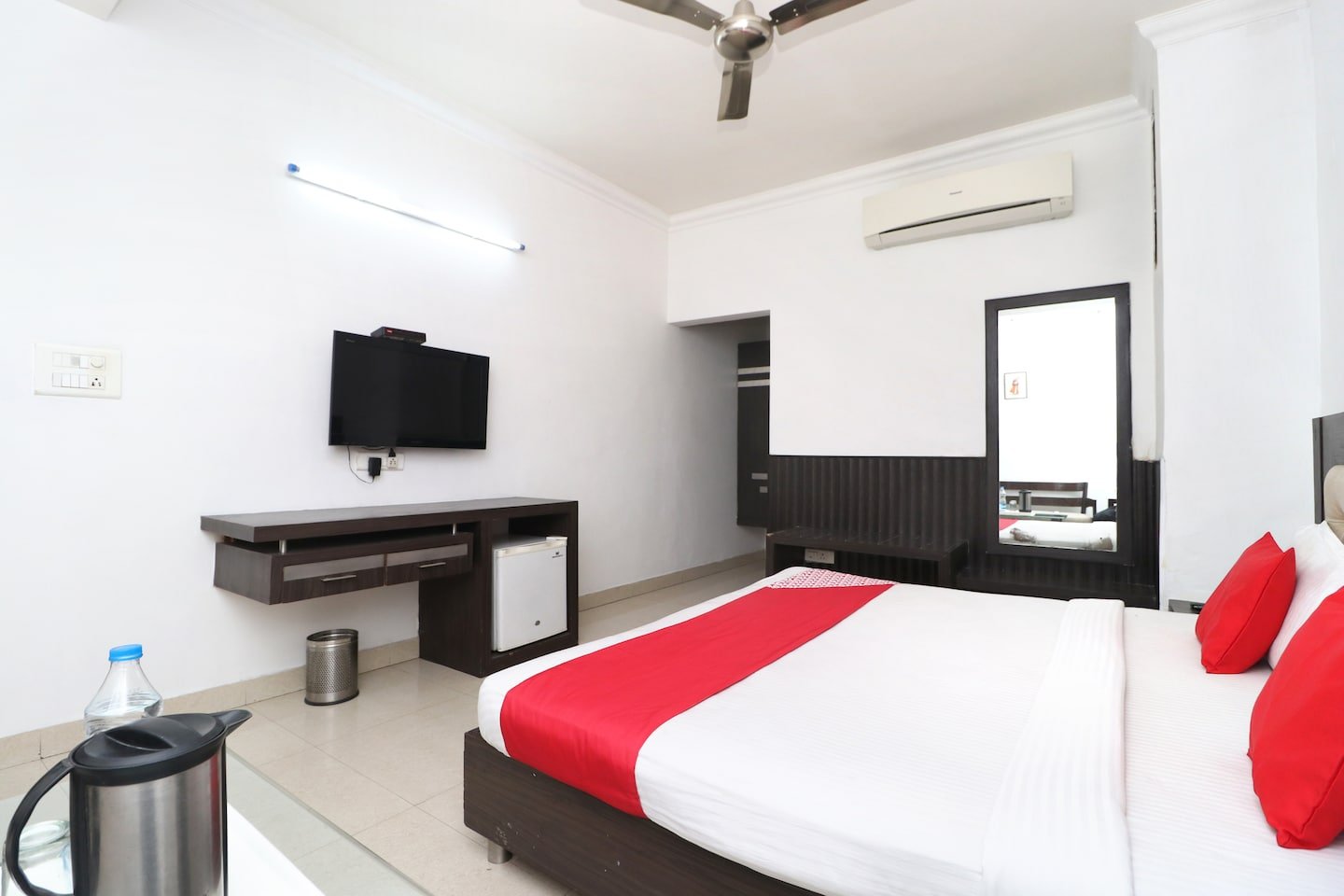 OYO 8627 Hotel Space-官方