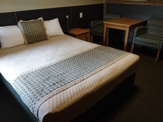 Ravenswood酒店住宿-Cattleman's Rest Motor Inn