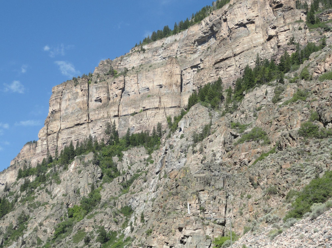 Gypsum旅游景点-Glenwood Canyon
