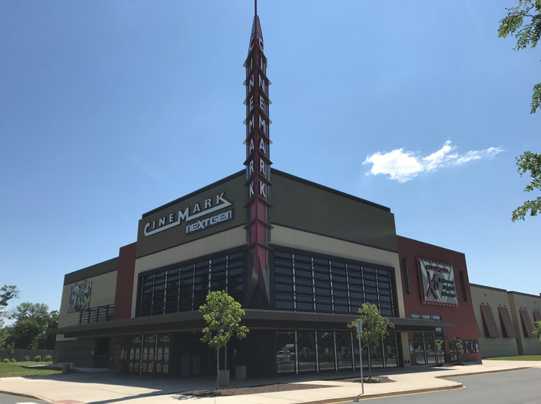 Christiana旅游景点-Cinemark Christiana and XD