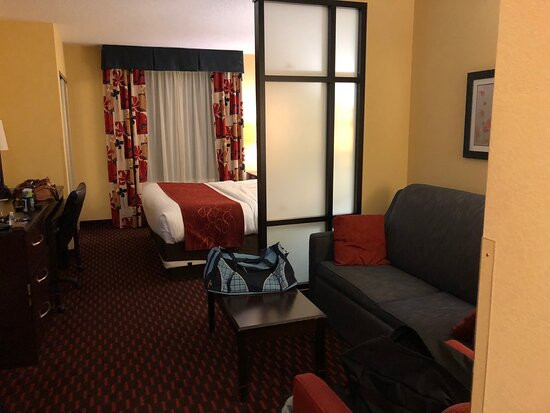 Comfort Suites Altoona North主图