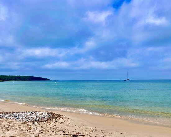 Lambert's Cove Hideaway主图