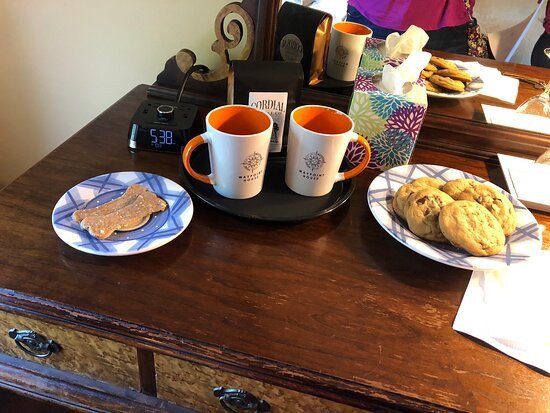 Waypoint House主图