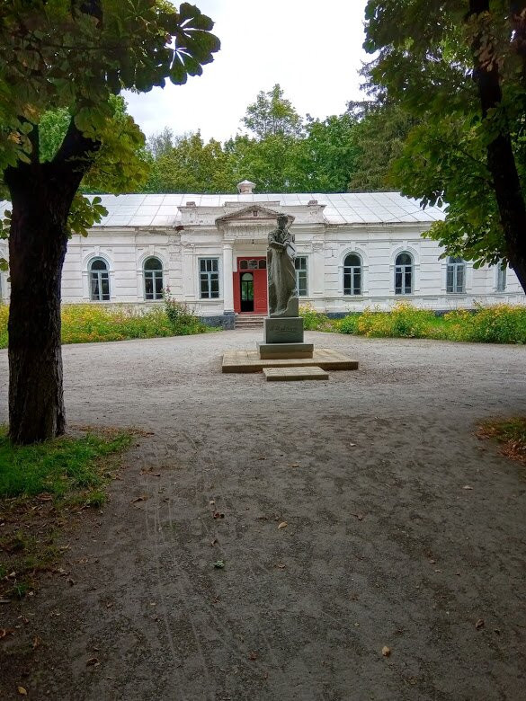 Lizogub Manor-Sedniv必去景点
