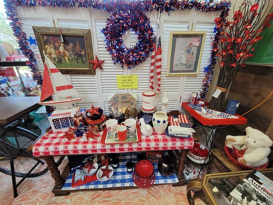 Wildwood Antique Mall-维罗海滩必去景点