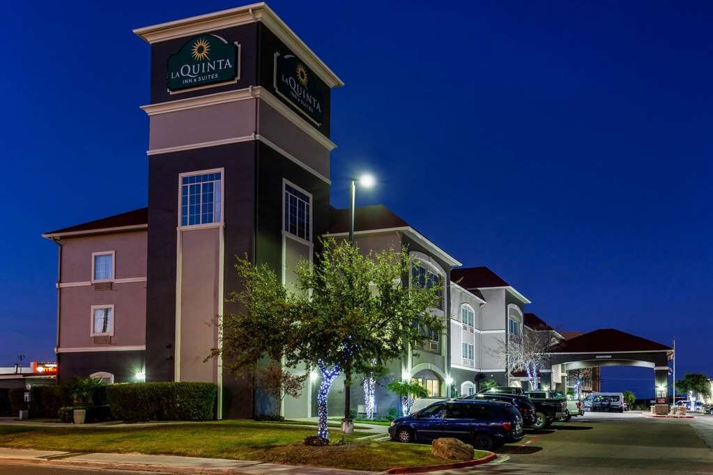 拉雷多酒店住宿-La Quinta Inn & Suites by Wyndham Laredo Airport