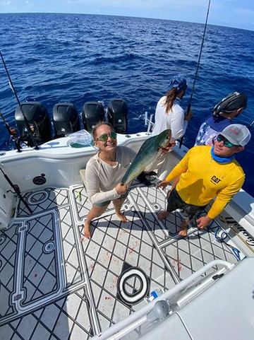 Outbound Fishing Charters-马拉松必去景点