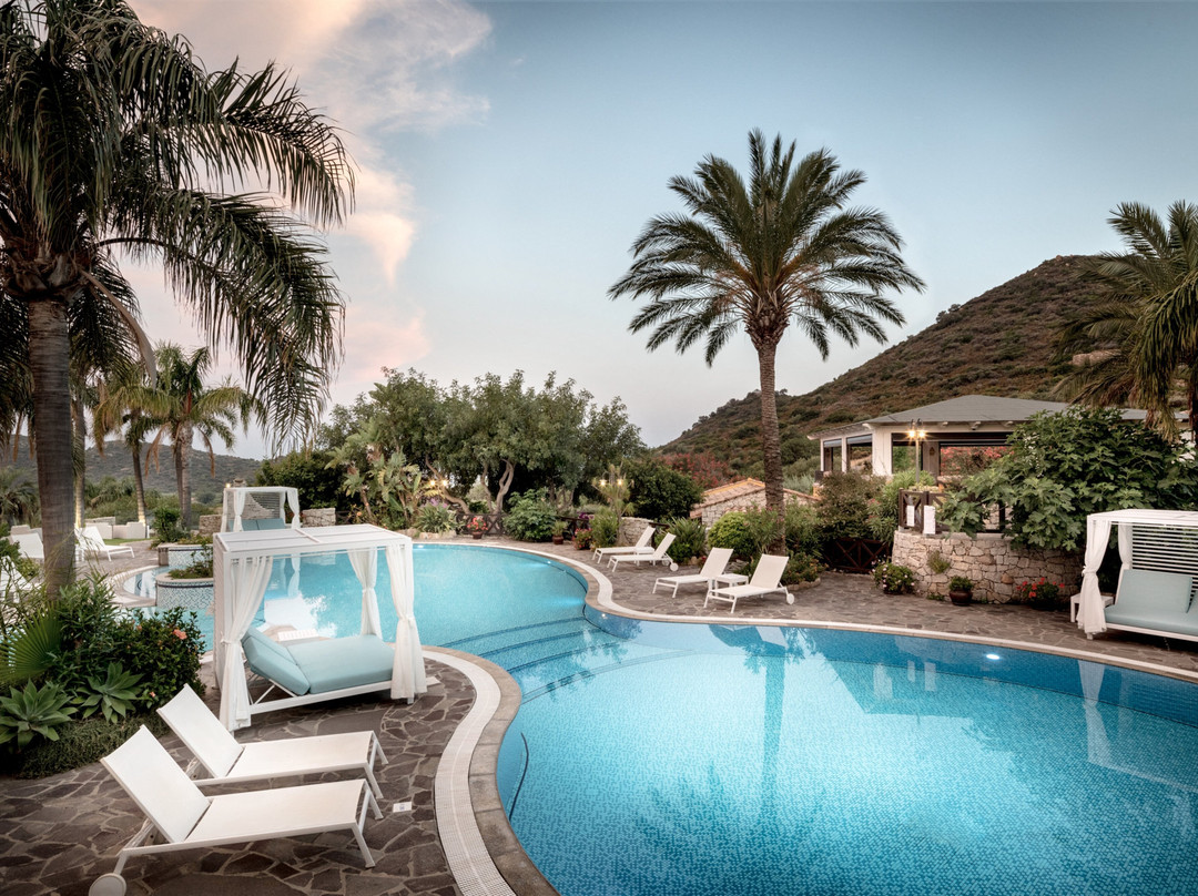 维拉西谬斯酒店住宿-Cruccuris Resort - Adults Only