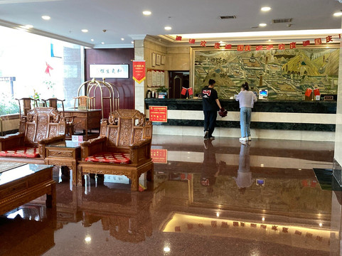 正定华阳假日酒店主图