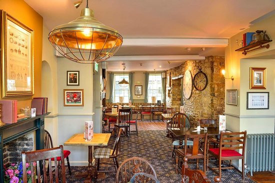 The George Hotel