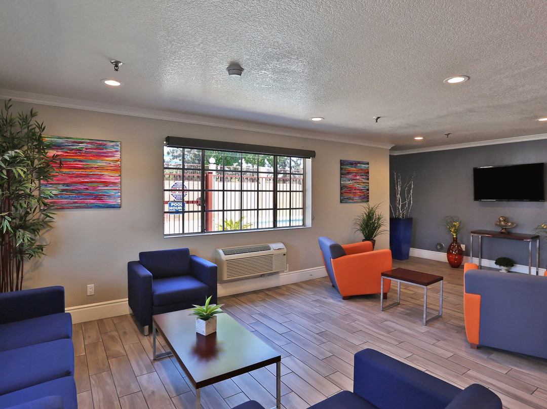 方塔纳酒店住宿-SureStay By Best Western Fontana