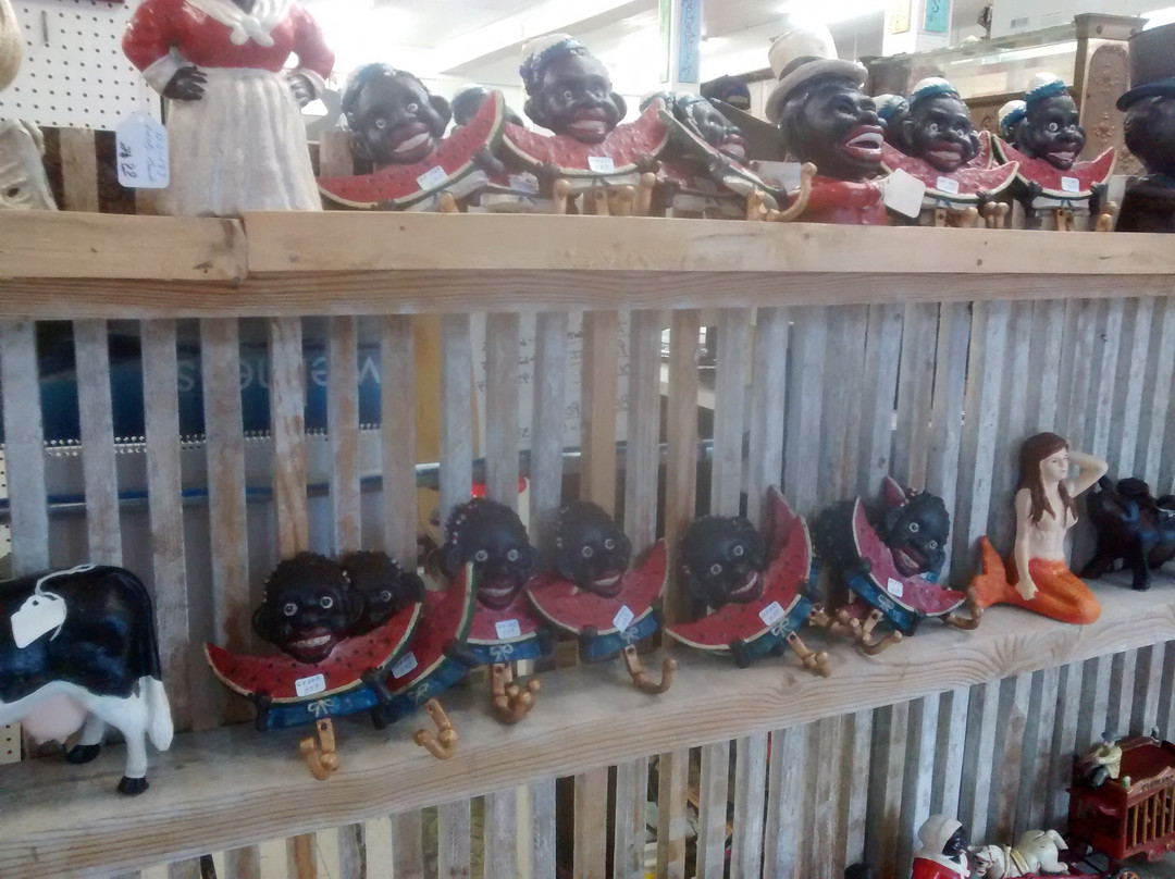 Town Center Antiques