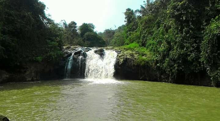 Curug Betung Waterfall景点图片