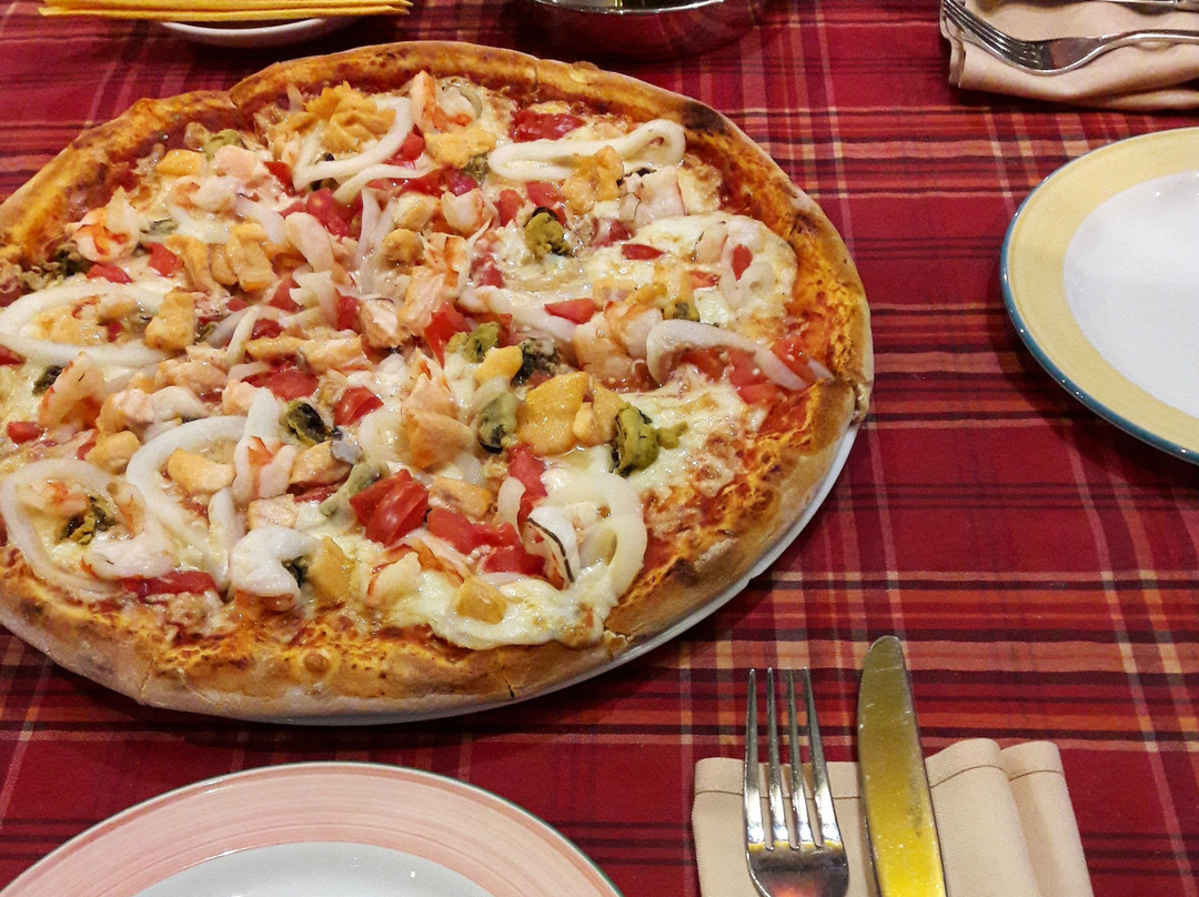 Paromnyy餐馆和美食-San Pizza