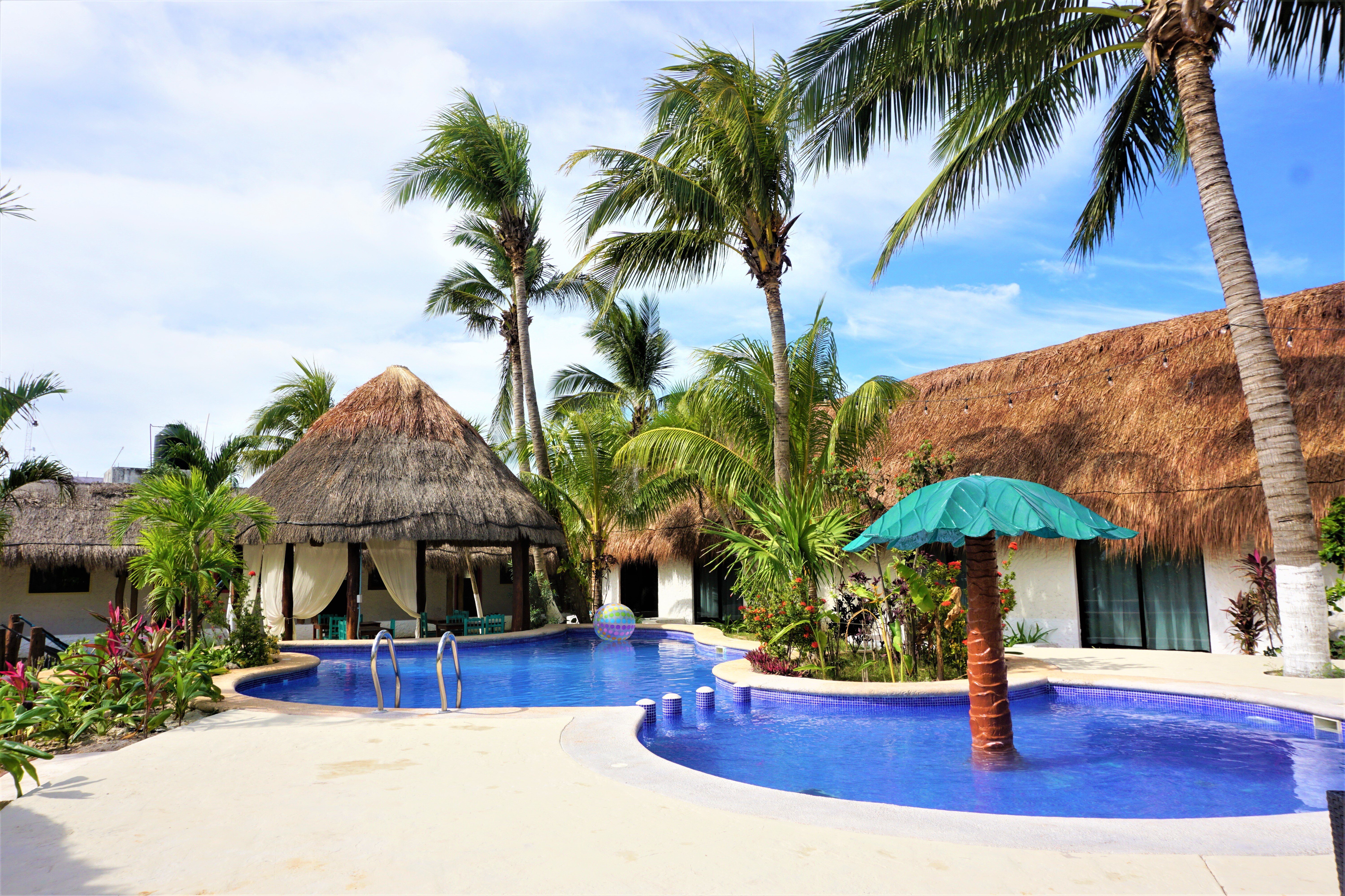 Hotel Mayan Mittoz-泳池