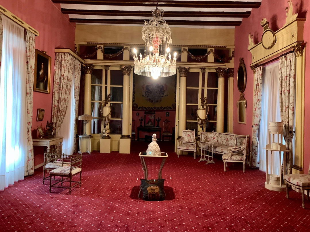Palacio de los Condes de Bureta-Bureta必去景点