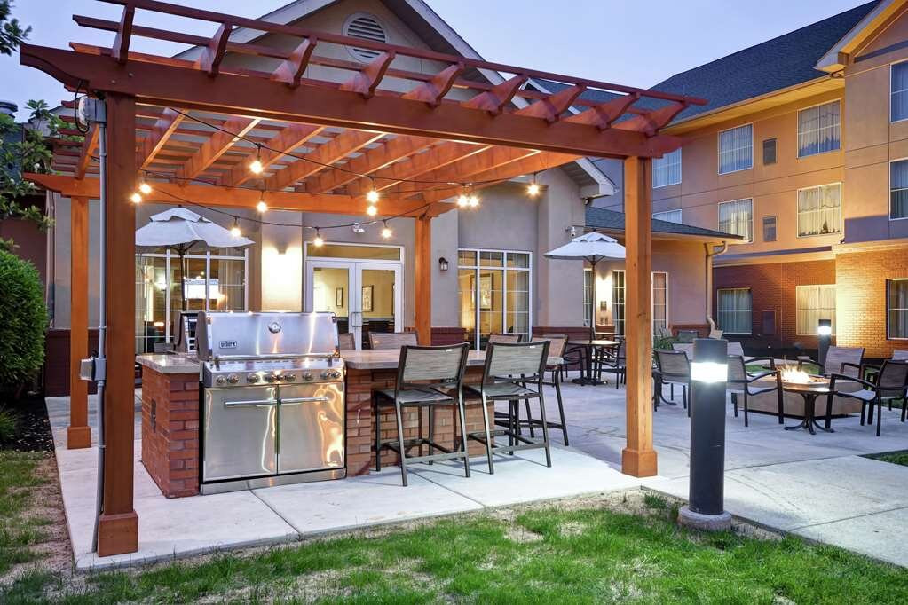 Homewood Suites by Hilton Lancaster主图