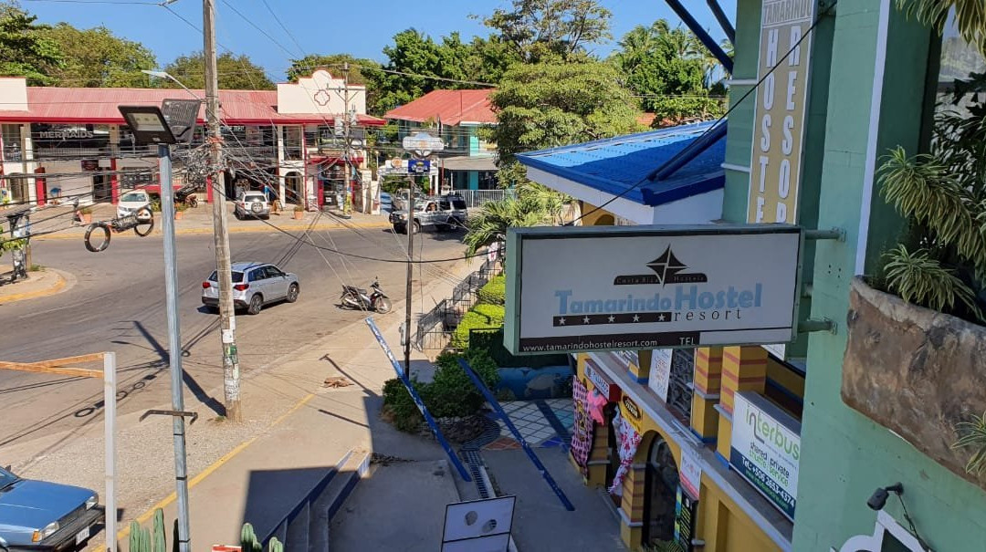 Tsunami Hostel主图