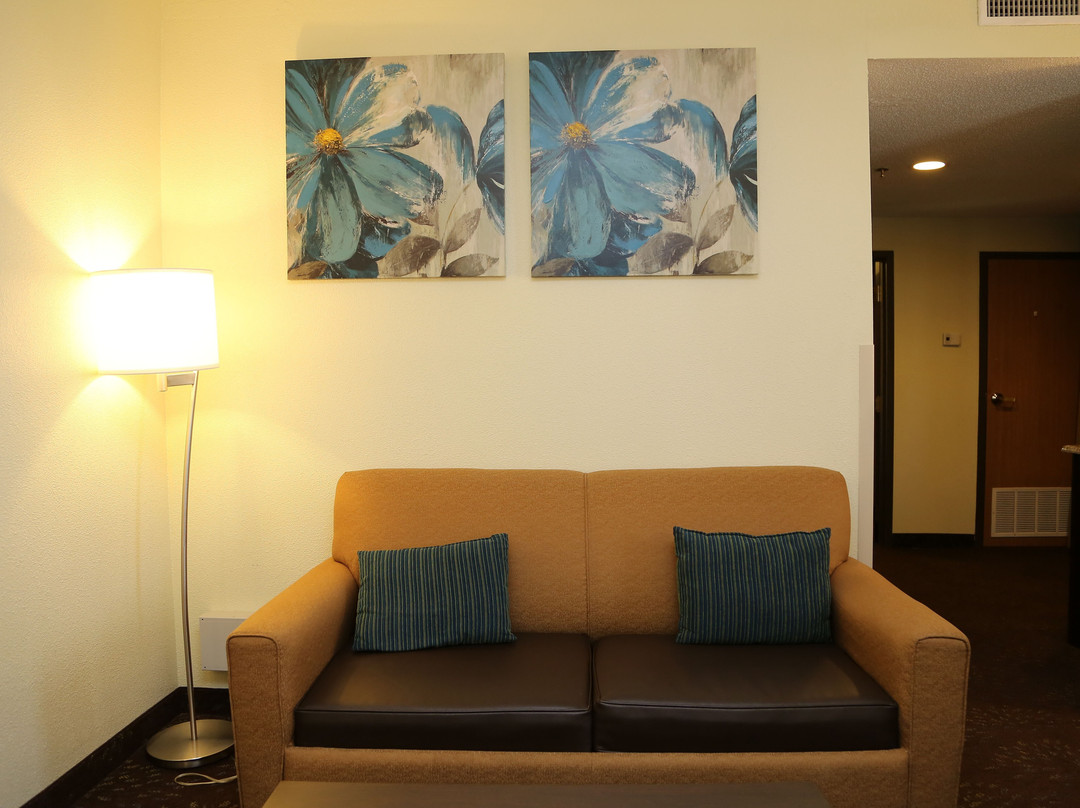 Holiday Inn Express & Suites Cleveland by IHG主图