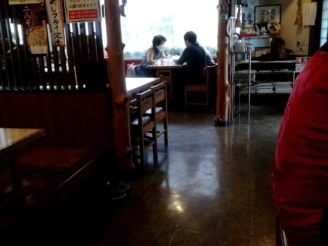 本場さぬきうどん なか川