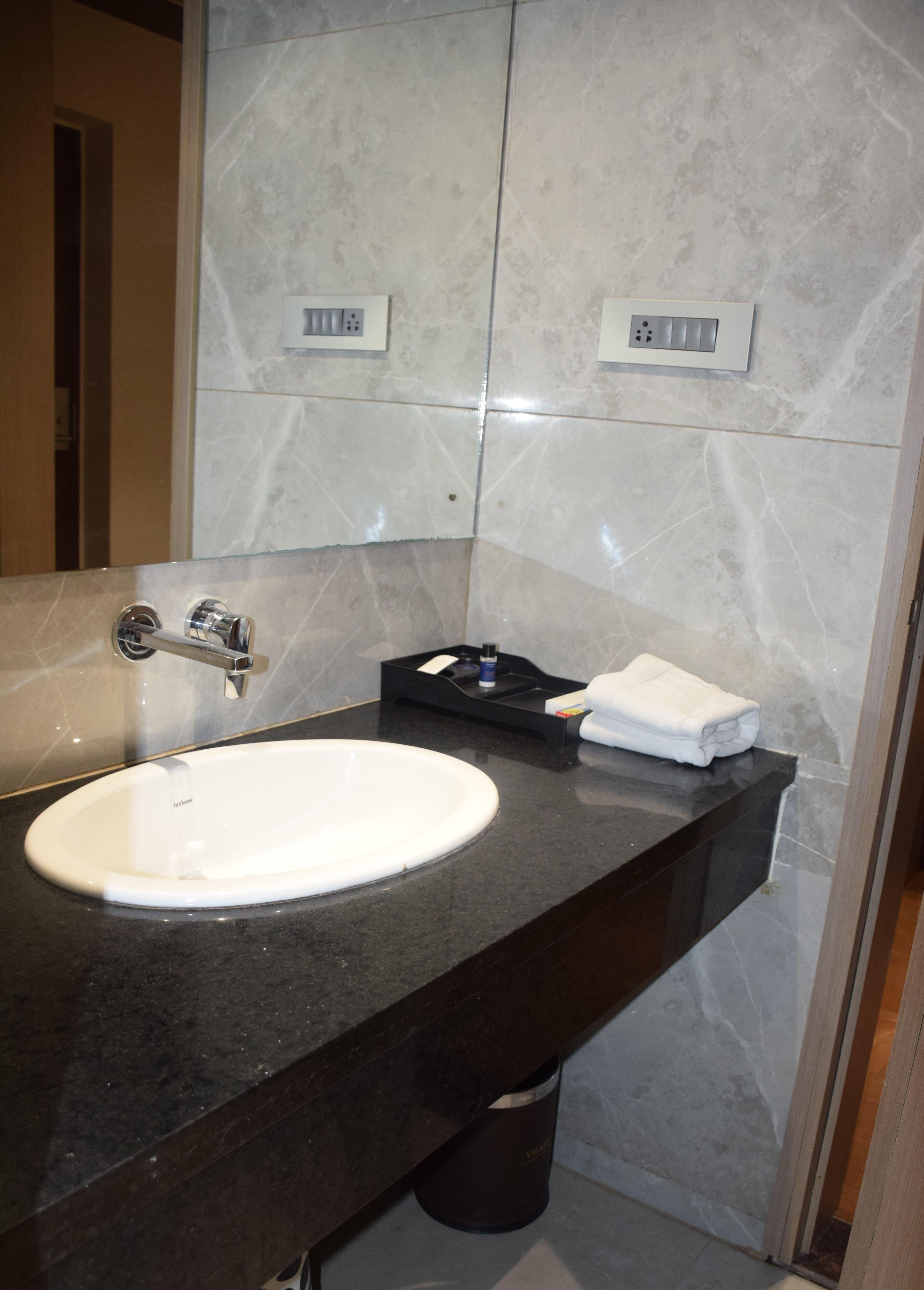 Hotel Vilasa International-portrait