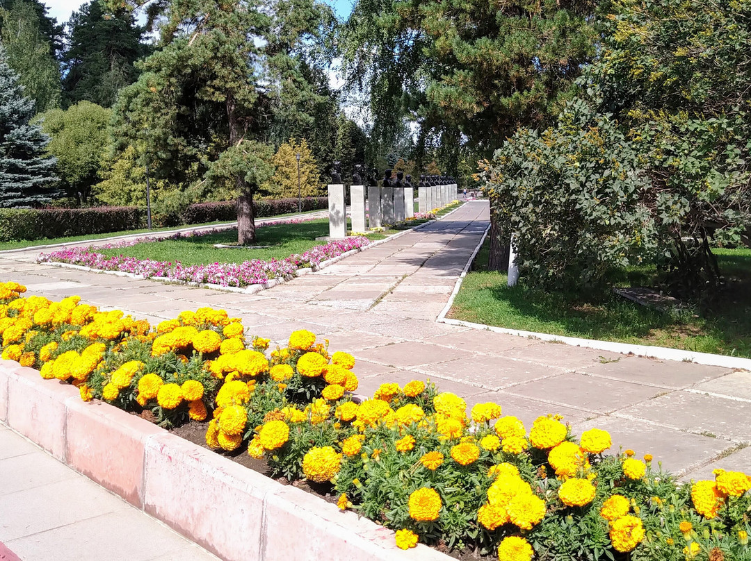 Монумент Вечной славы景点图片