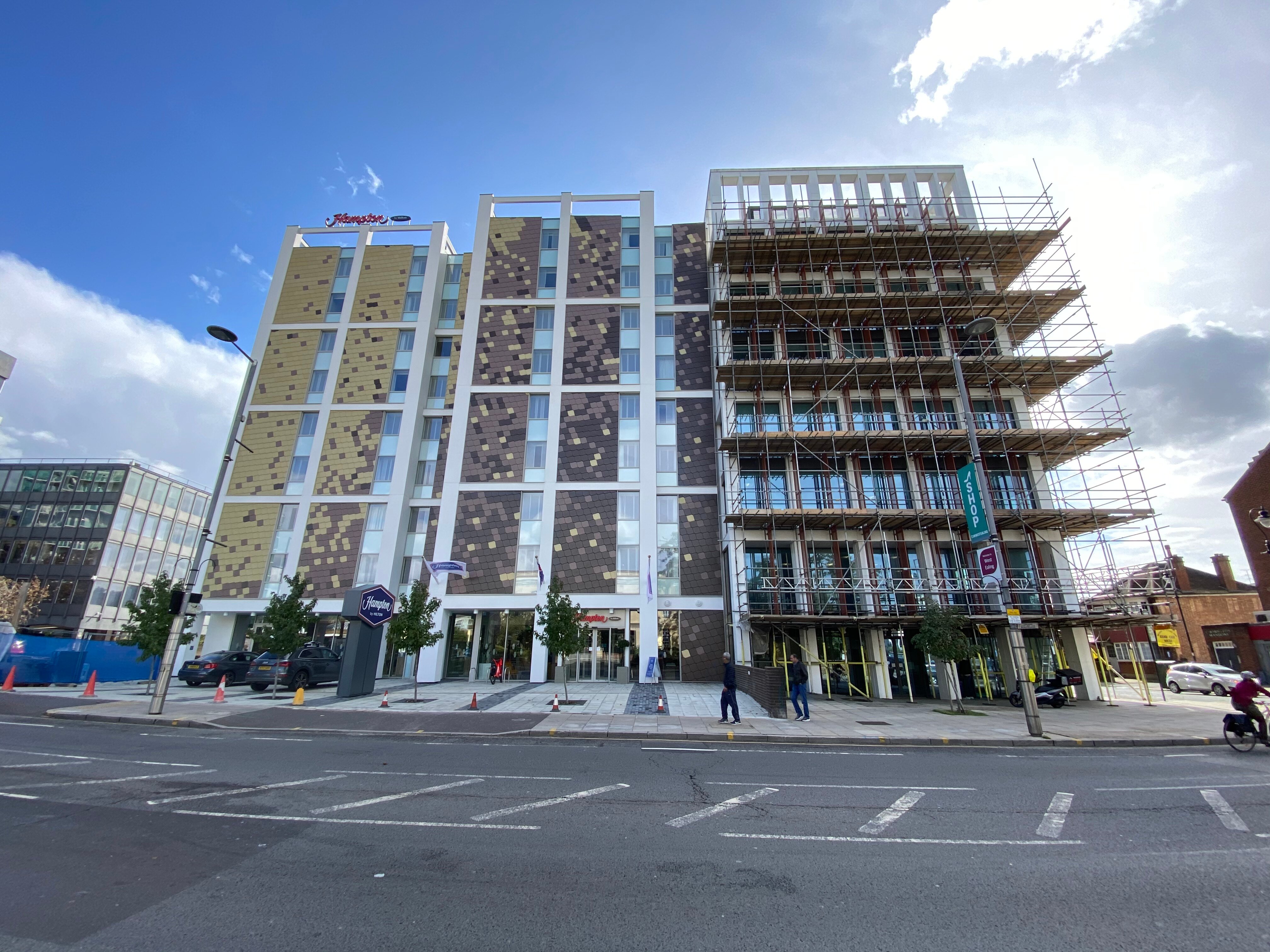 Hampton By Hilton London Ealing-浴室