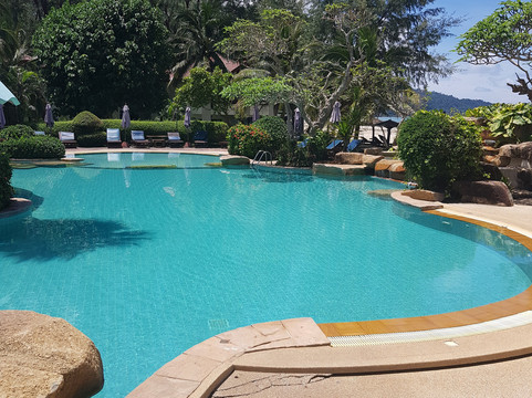 科隆普饶度假酒店主图