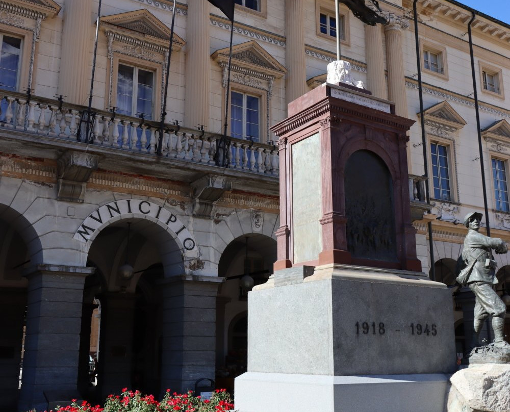 Monumento al Soldato Valdostano景点图片