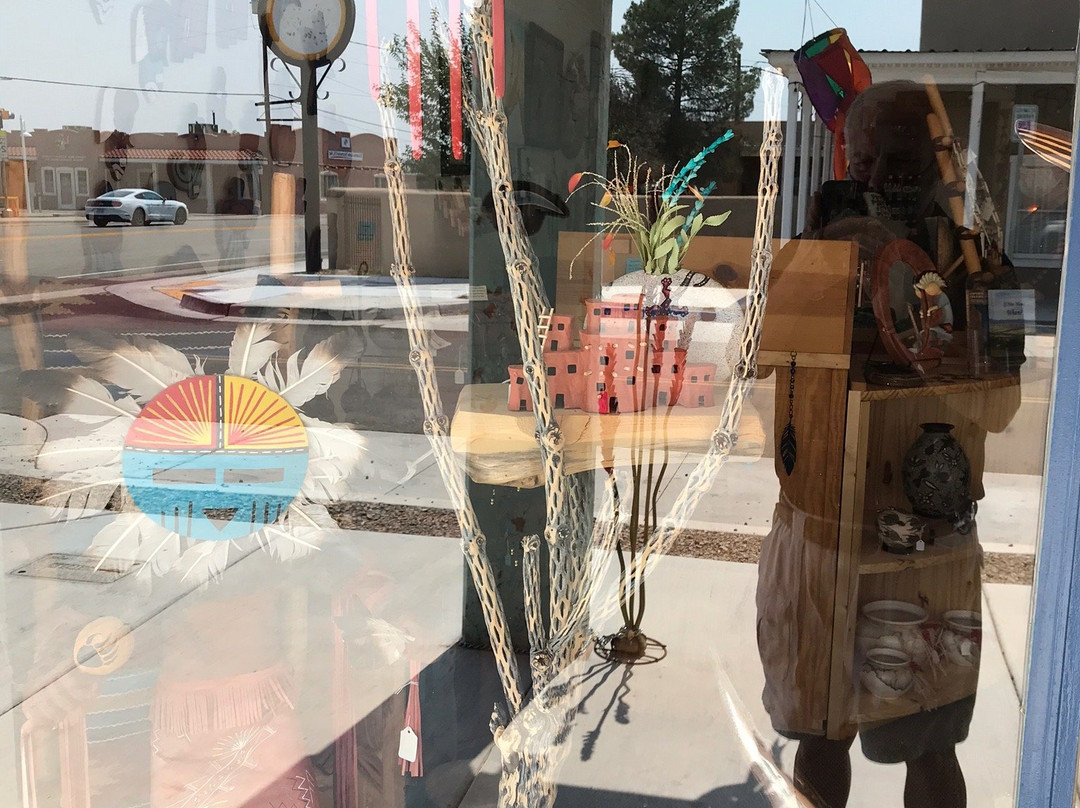 Horse Feathers-Tularosa必去景点