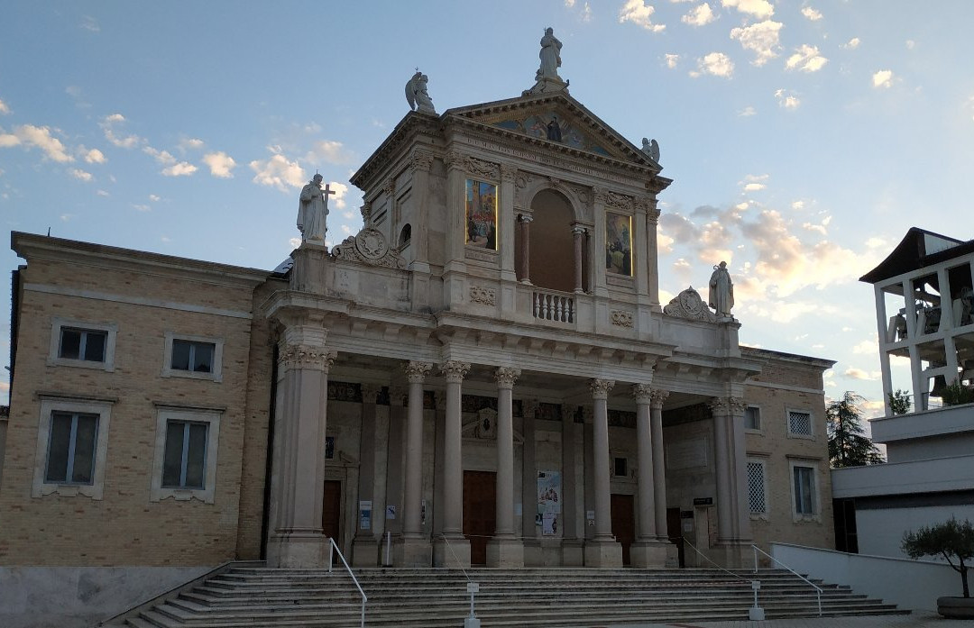 Santuario di San Gabriele dell'Addolarata景点图片
