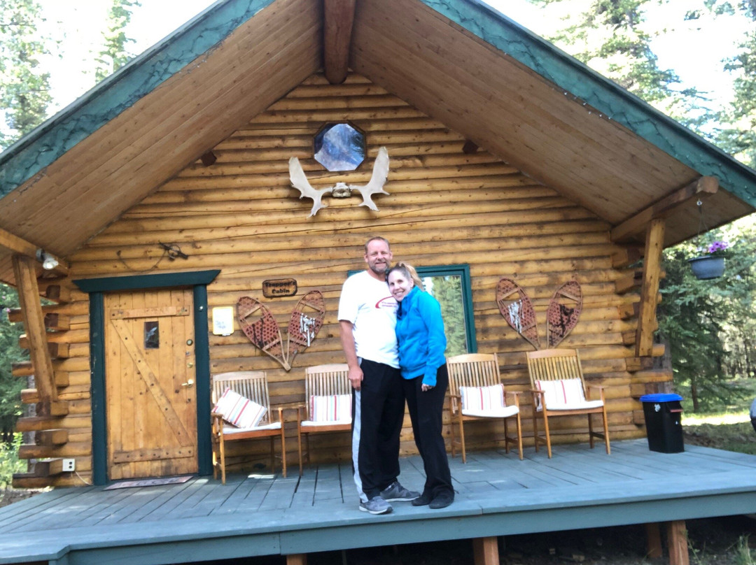 Fox 'n Fireweed Cabins主图