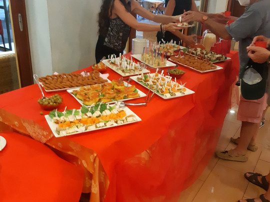 阿里斯酒店主图