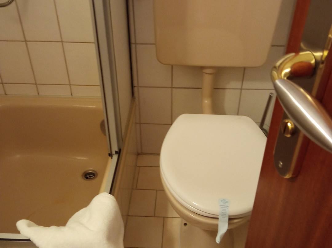 科鲁兹博登湖酒店主图