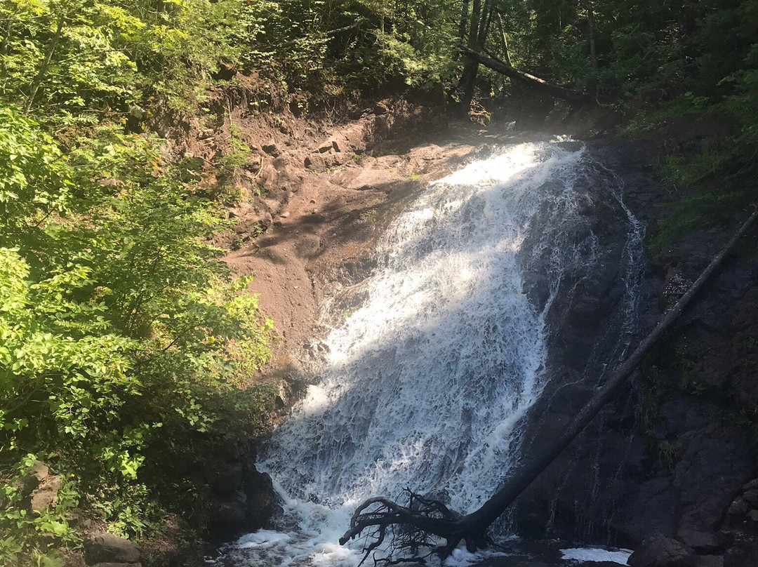 Jacob's Falls-Eagle River必去景点
