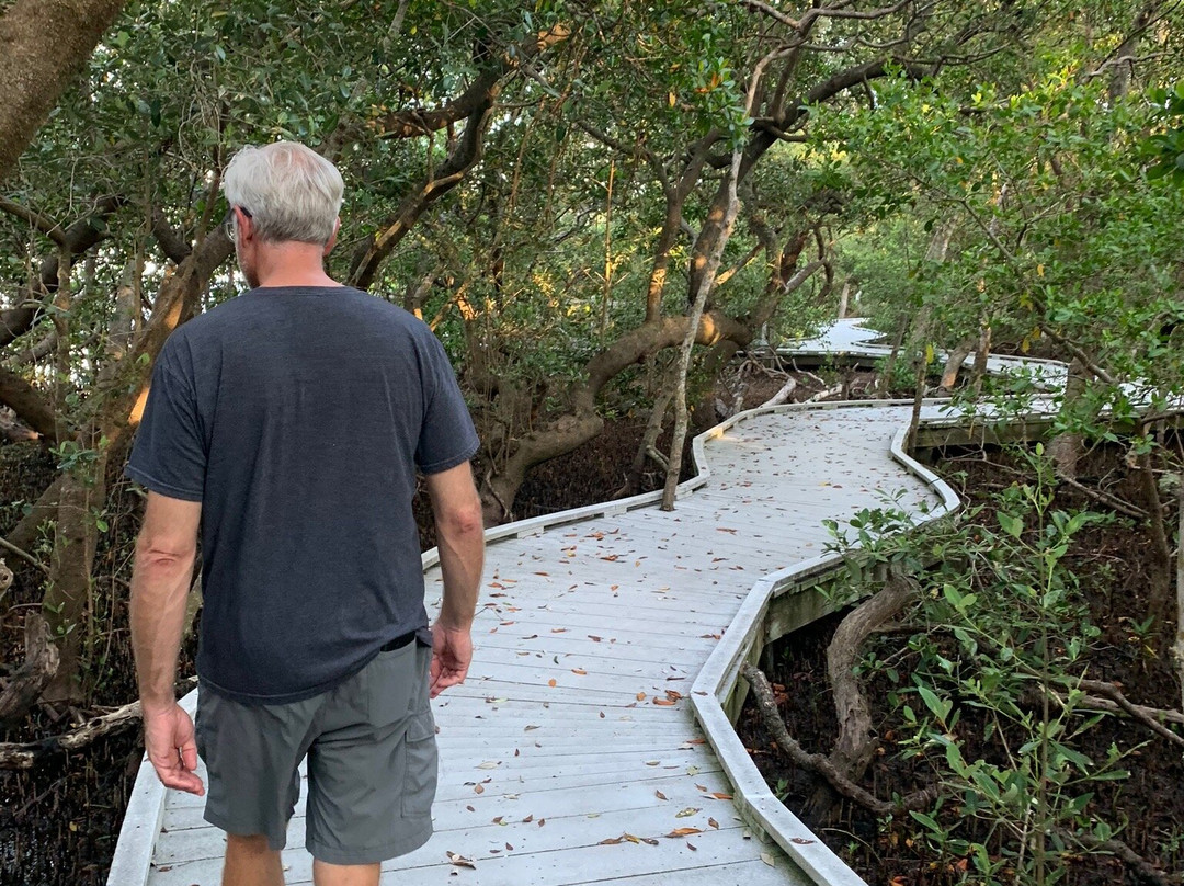 Joan M. Durante Community Park-长船礁必去景点