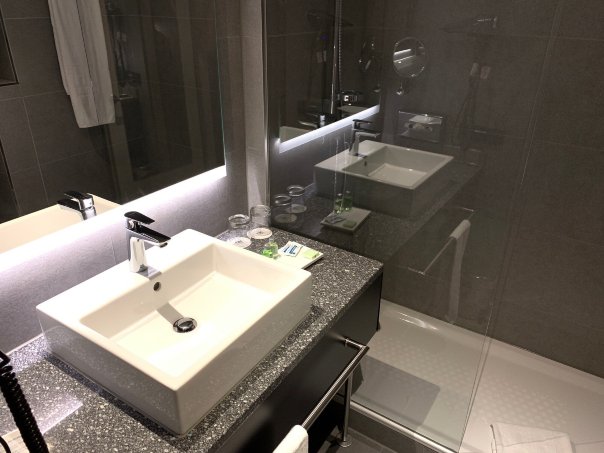 NH慕尼黑机场酒店-浴室