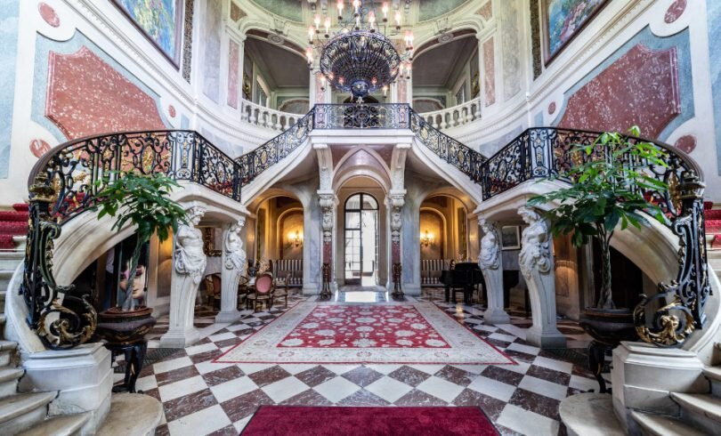 Chateau de la Ferte Fresnel-La Ferte-Frenel必去景点