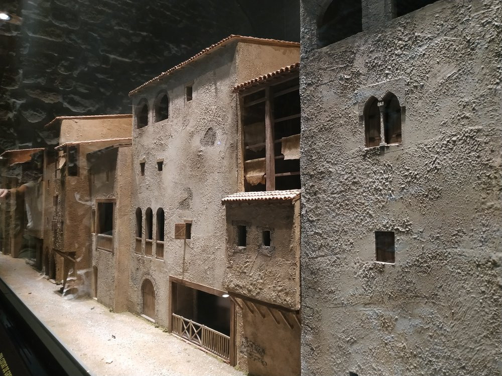Carrer del Balc-曼雷萨必去景点