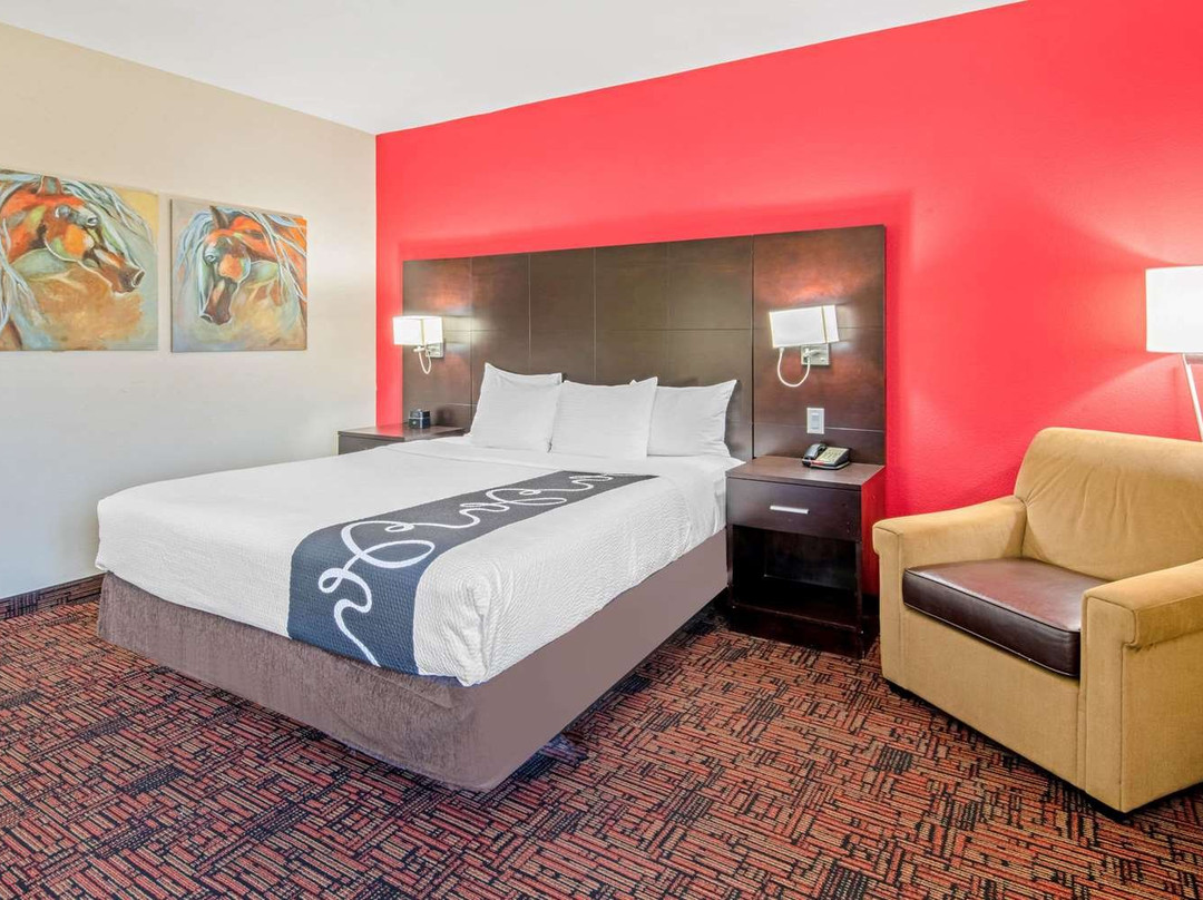 La Quinta Inn & Suites by Wyndham Elk City主图