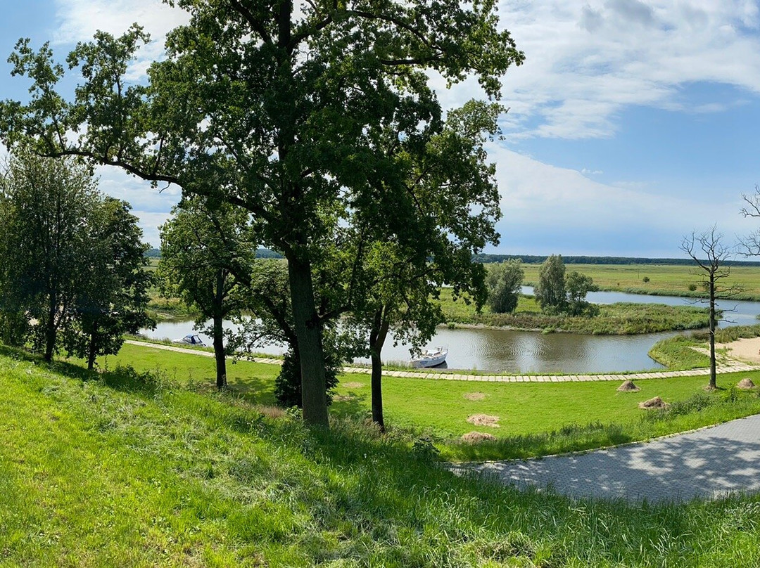Langendorf Castle Estate主图